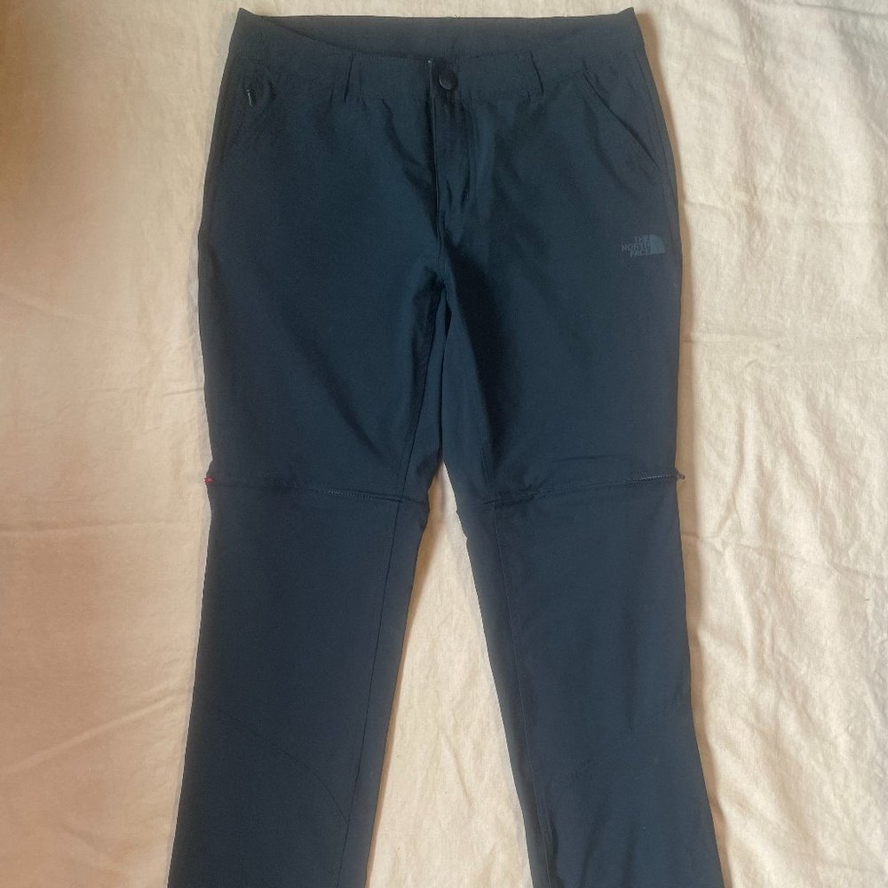North Face | NWOT Paramount Convertible Zip-off Pant | Sz 6